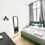Heaven Homes - Privatzimmer mit Bad im Herzen von Düsseldorf Privatunterkunft Düsseldorf