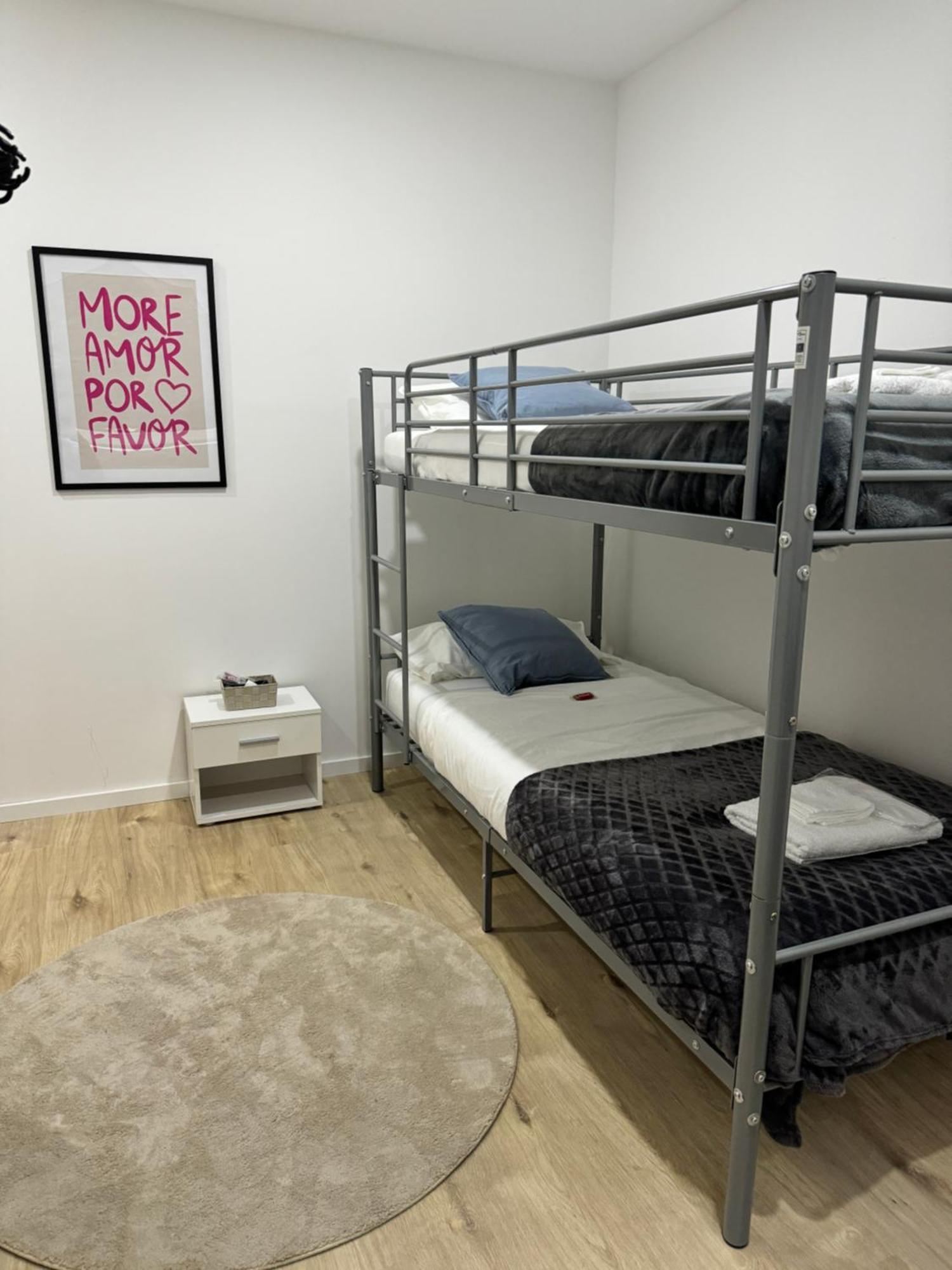 Heaven Homes - Privatzimmer mit Bad im Herzen von Düsseldorf Privatunterkunft